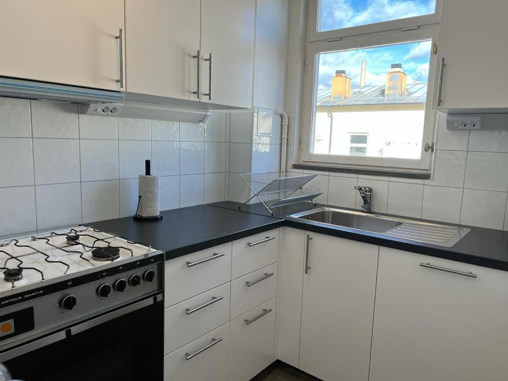 Flatin Erbjuder Laegenheter I Soedra Stockholm Apartment Luaran gambar