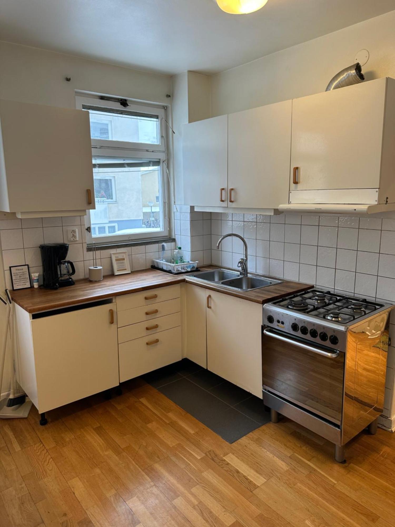 Flatin Erbjuder Laegenheter I Soedra Stockholm Apartment Luaran gambar