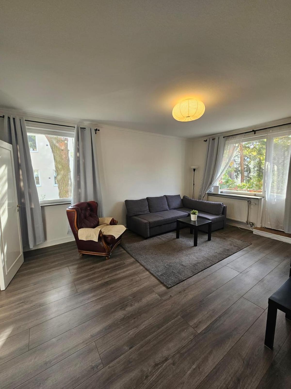 Flatin Erbjuder Laegenheter I Soedra Stockholm Apartment Luaran gambar