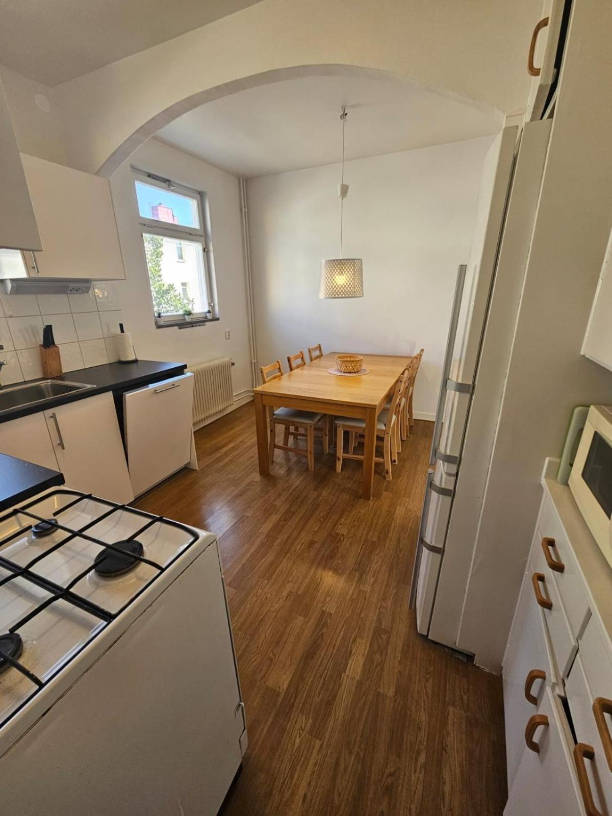 Flatin Erbjuder Laegenheter I Soedra Stockholm Apartment Luaran gambar
